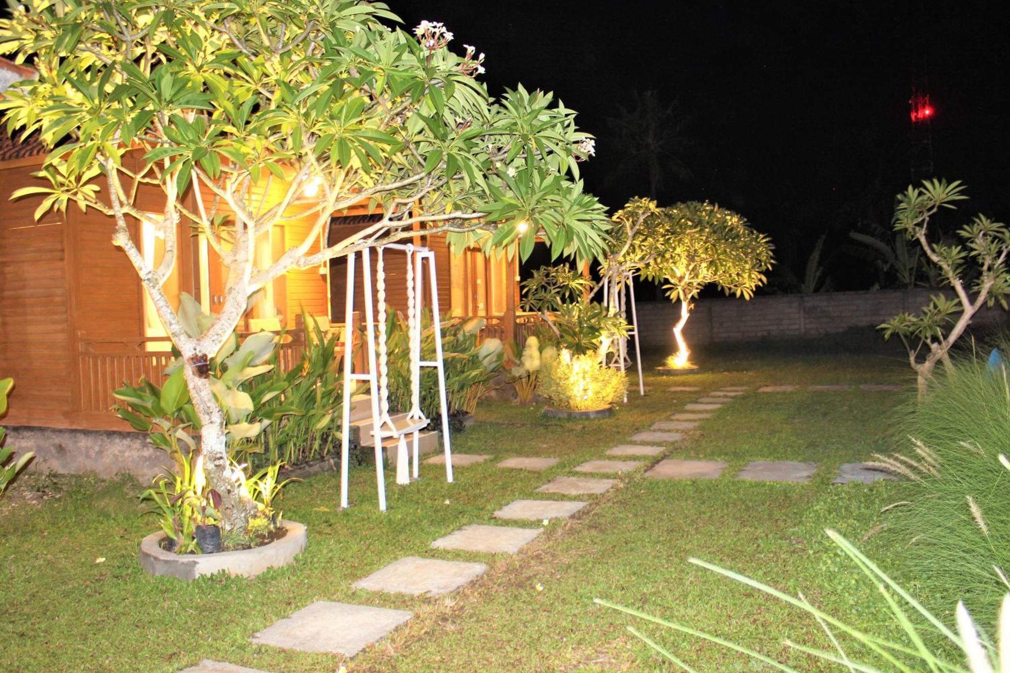 Green Village Jungle Resort Batununggul Exteriör bild