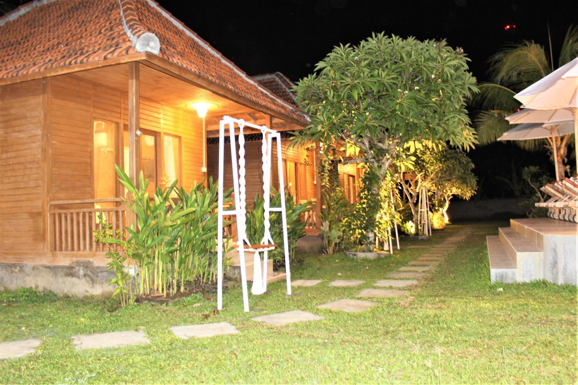 Green Village Jungle Resort Batununggul Exteriör bild