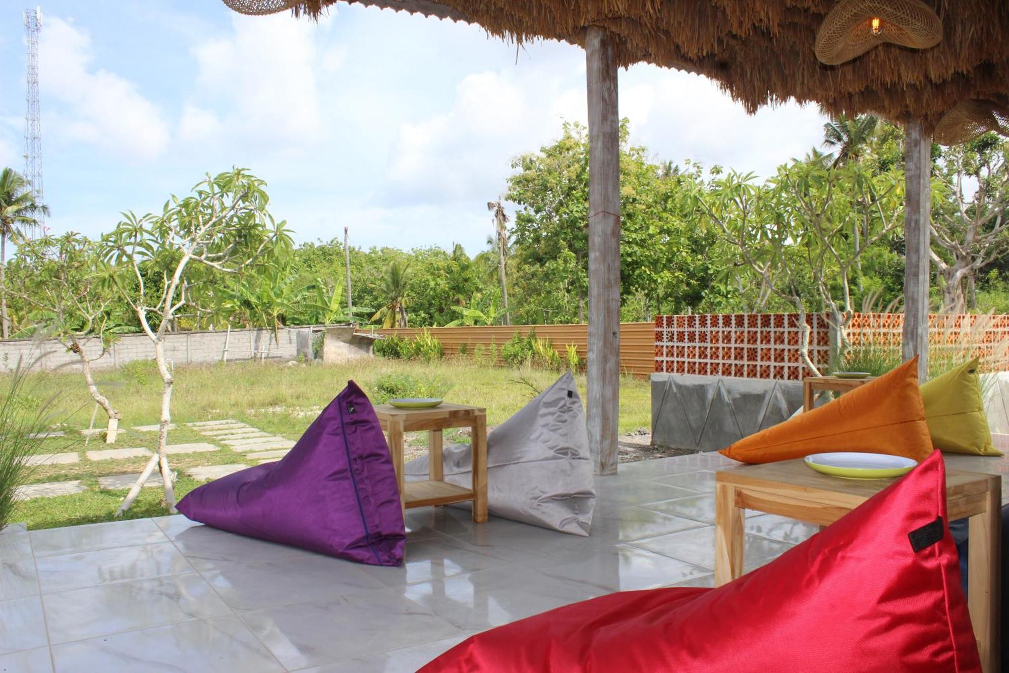Green Village Jungle Resort Batununggul Exteriör bild